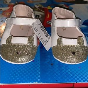 Children’s Place Soft Bottom Baby Bunny Shoes